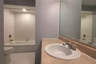 2914 64th St W, Bradenton, FL 34209 - Photo 8