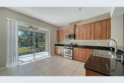 4919 Newport News Circle, Bradenton, FL 34211 - Photo 12