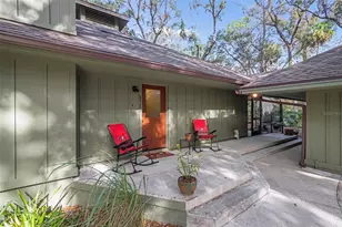 8725 Quail Run Dr, Wesley Chapel, FL 33544 - Photo 14