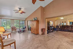 5508 Gardens Dr, Sarasota, FL 34243 - Photo 8