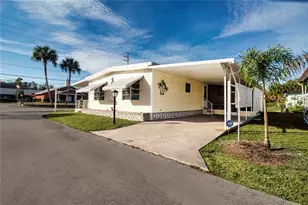 420 49th Street E, Palmetto, FL 34221 - Photo 2