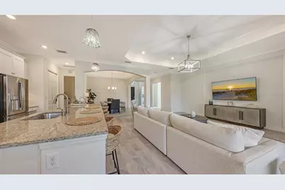 12115 Perennial Place, Bradenton, FL 34211 - Photo 10