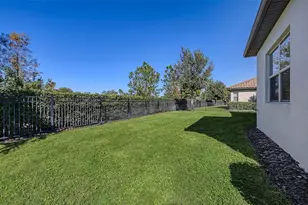 12115 Perennial Pl, Bradenton, FL 34211 - Photo 40