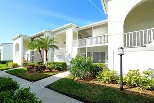 9480 High Gate Dr, Sarasota, FL 34238 - Photo 2