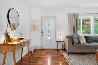 6215 Rodgers Avenue, Sarasota, FL 34231 - Photo 10