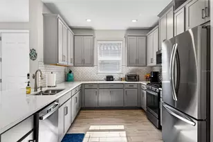 3021 Veneto Ct, Lakewood Ranch, FL 34211 - Photo 12