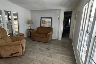 11 Shady Ln, Palmetto, FL 34221 - Photo 8