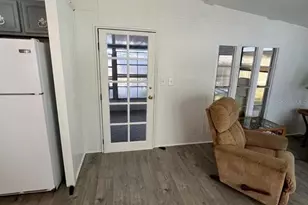 11 Shady Ln, Palmetto, FL 34221 - Photo 6