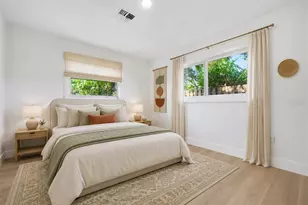2317 Grove St, Sarasota, FL 34239 - Photo 10
