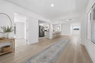 2317 Grove St, Sarasota, FL 34239 - Photo 2