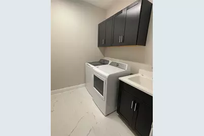 6408 Wekiwa Street, Sarasota, FL 34241 - Photo 44