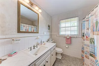3310 Mineola Drive, Sarasota, FL 34239 - Photo 20