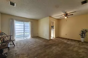 4201 33rd Ave Dr W, Bradenton, FL 34205 - Photo 6