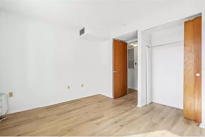 3723 Lake Bayshore Drive #H206, Bradenton, FL 34205 - Photo 18