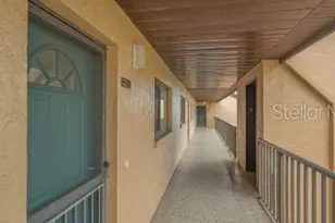 5569 Ashton Lake Dr, Sarasota, FL 34231 - Photo 6