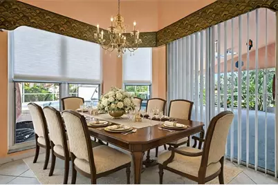 3732 Surrey Lane, Sarasota, FL 34235 - Photo 8