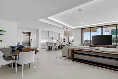 1591 Gulf Of Mexico Drive #410, Longboat Key, FL 34228 - Photo 8