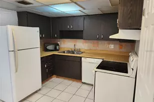 3773 Delta, Sarasota, FL 34232 - Photo 6