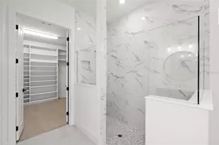 7765 Grande Shores Dr, Sarasota, FL 34240 - Photo 30