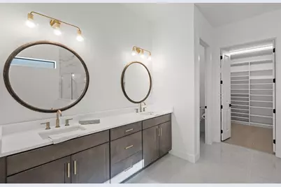 7765 Grande Shores Drive, Sarasota, FL 34240 - Photo 26