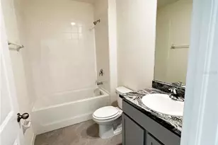 5117 Vecchio Ct, Bradenton, FL 34211 - Photo 12