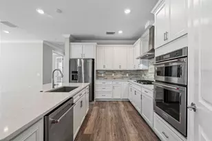 17907 Eastbrook Ter, Bradenton, FL 34202 - Photo 8