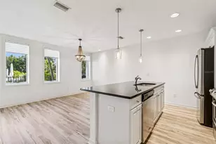 1685 Laurel St, Sarasota, FL 34236 - Photo 18