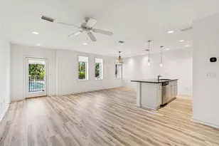 1685 Laurel St, Sarasota, FL 34236 - Photo 14