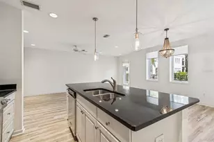 1685 Laurel St, Sarasota, FL 34236 - Photo 12