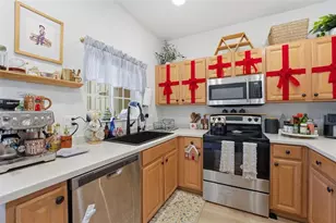 12330 Destiny Dr, Venice, FL 34292 - Photo 10