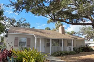 3934 Briggs Ave, Sarasota, FL 34231 - Photo 4