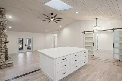 4916 Hidden Oaks Trail, Sarasota, FL 34232 - Photo 6