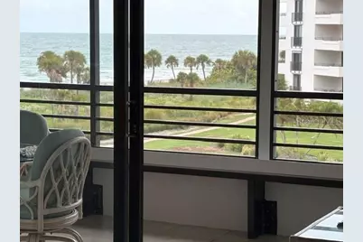 1425 Gulf Of Mexico Drive #308, Longboat Key, FL 34228 - Photo 24