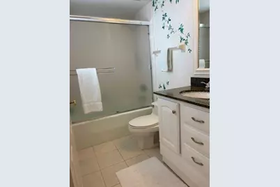 1425 Gulf Of Mexico Drive #308, Longboat Key, FL 34228 - Photo 6