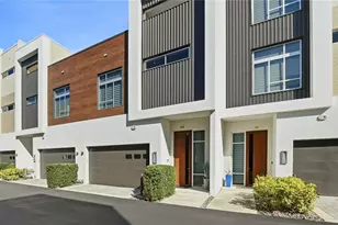 209 Cosmopolitan Ct, Sarasota, FL 34236 - Photo 1