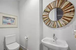 209 Cosmopolitan Ct, Sarasota, FL 34236 - Photo 42