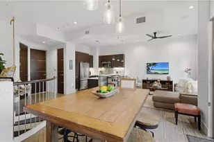 209 Cosmopolitan Ct, Sarasota, FL 34236 - Photo 12