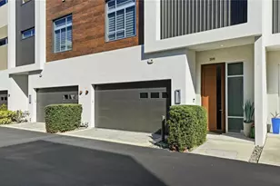 209 Cosmopolitan Ct, Sarasota, FL 34236 - Photo 4