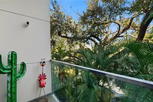 209 Cosmopolitan Ct, Sarasota, FL 34236 - Photo 16