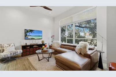 209 Cosmopolitan Court, Sarasota, FL 34236 - Photo 8