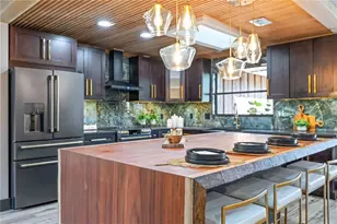 4534 Banan Pl, Siesta Key, FL 34242 - Photo 2