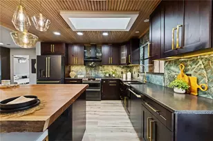 4534 Banan Pl, Siesta Key, FL 34242 - Photo 12