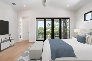 527 Venice Ln, Sarasota, FL 34242 - Photo 64