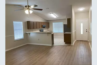 1135 SW Fairfax Glen, Lake City, FL 32025 - Photo 4