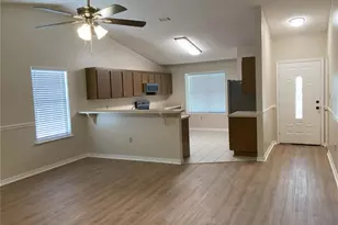 1135 SW Fairfax Glen, Lake City, FL 32025 - Photo 4