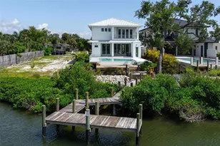 533 Venice Ln, Sarasota, FL 34242 - Photo 96