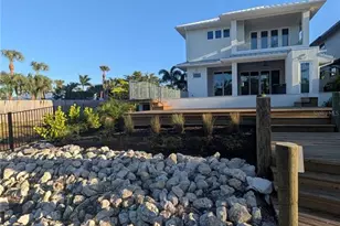 533 Venice Ln, Sarasota, FL 34242 - Photo 8