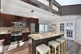 12709 Nightshade Pl, Lakewood Ranch, FL 34202 - Photo 8