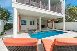 2302 Gulf Dr N, Bradenton Beach, FL 34217 - Photo 8