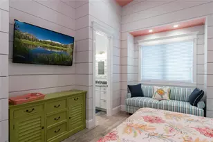 2302 Gulf Dr N, Bradenton Beach, FL 34217 - Photo 24